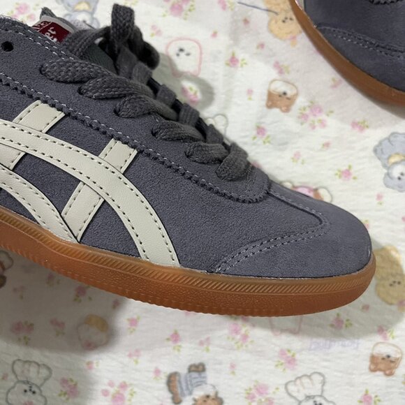 Onitsuka Tiger Tokuten Series Grey Retro German Army Trainer Shoes - Picture 3 of 7